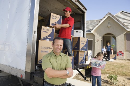 Free quote paperwork for a Streatham moving service